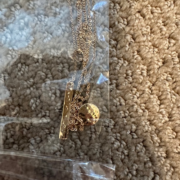 Gold necklace three layers - Picture 7 of 10